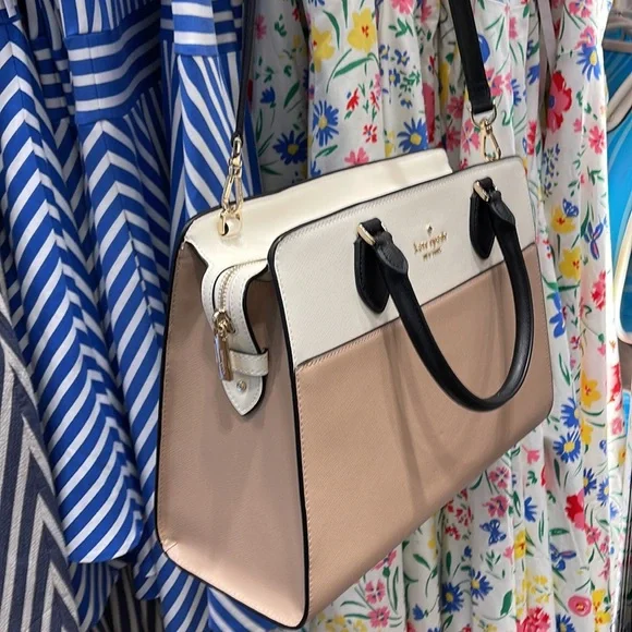 Kate Spade Madison Colorblock Saffiano Leather Medium Satchel
Tstd Hazelnut
NWT - Picture 16 of 16